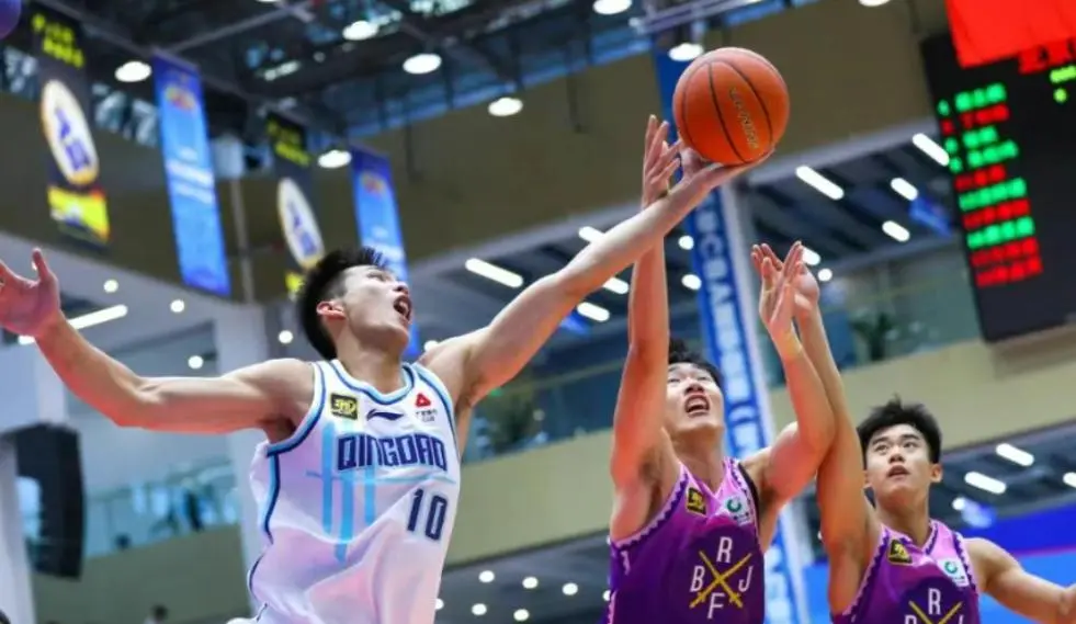 再砍28分9板3助！青岛全能内线夏联崭露头角，新赛季能否一鸣惊人