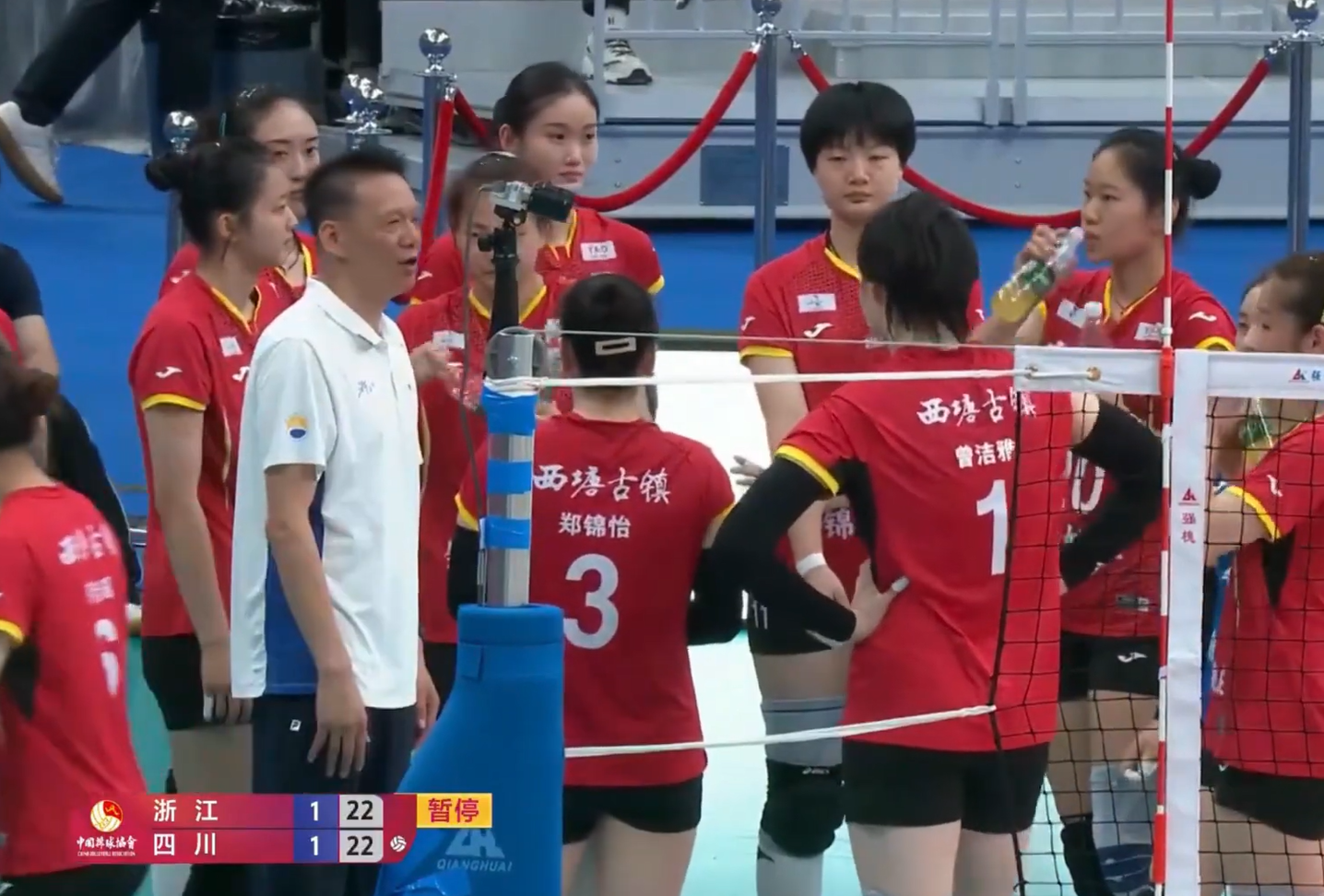 31-29！女排全锦赛最燃一局 四川手握2个赛点被翻盘 缪伊雯空砍37分