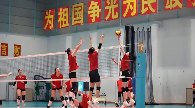 央视暂无直播计划！中国女排或成世锦赛黑马，李盈莹已能前排进攻