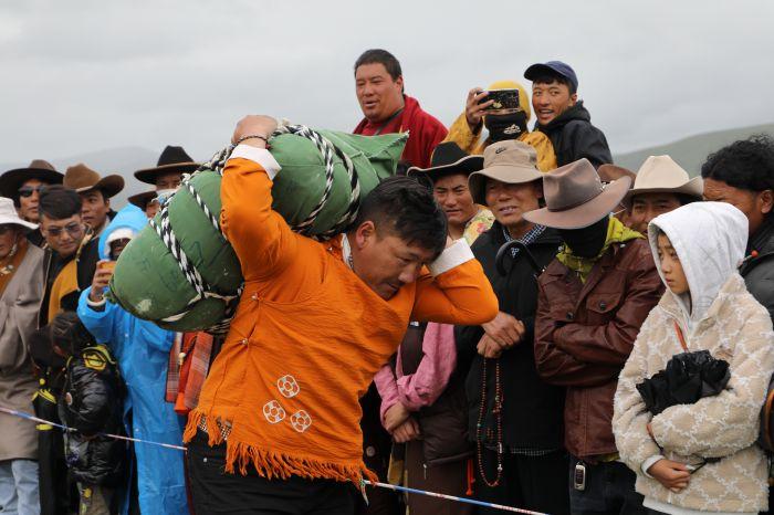 抱举、押加、生活竞速……石渠民间趣味竞技活动火热开赛