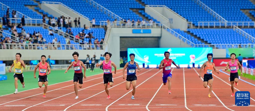 全国青少年田径运动会：男子100米决赛赛况