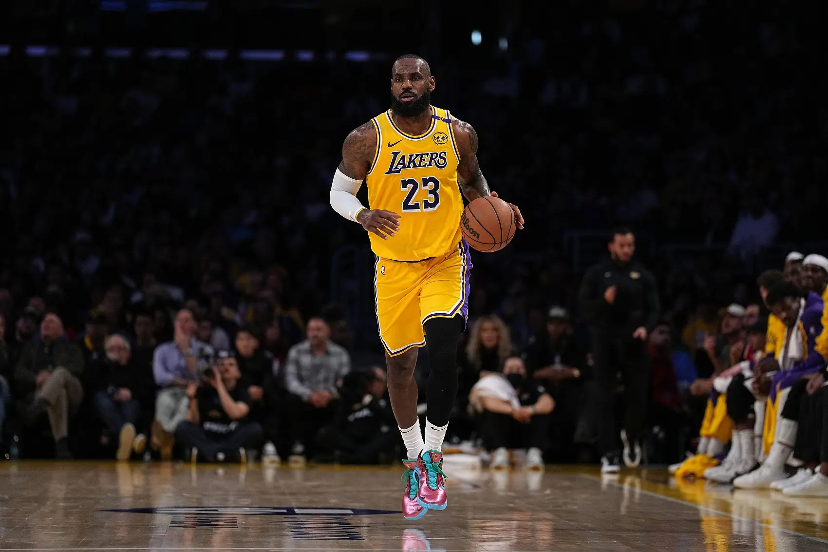 NBA文艺复兴🧑‍🎨阿赞SGA引领中投新潮流 杜詹獭兔上榜😎