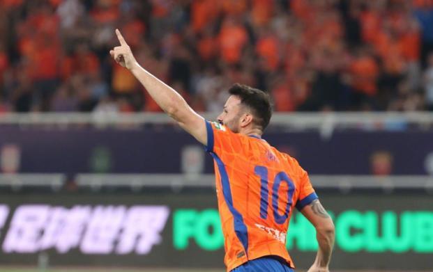 泰山2-1击溃亚泰！生死战惊现红牌+绝杀，亚泰坠入深渊谁拉一把？