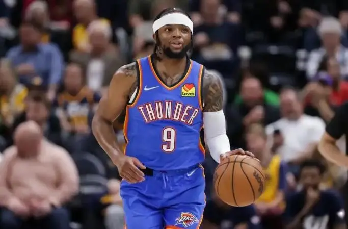 又一超级控卫要来CBA？落选秀遭到多支球队哄抢，NBA场均11分8助
