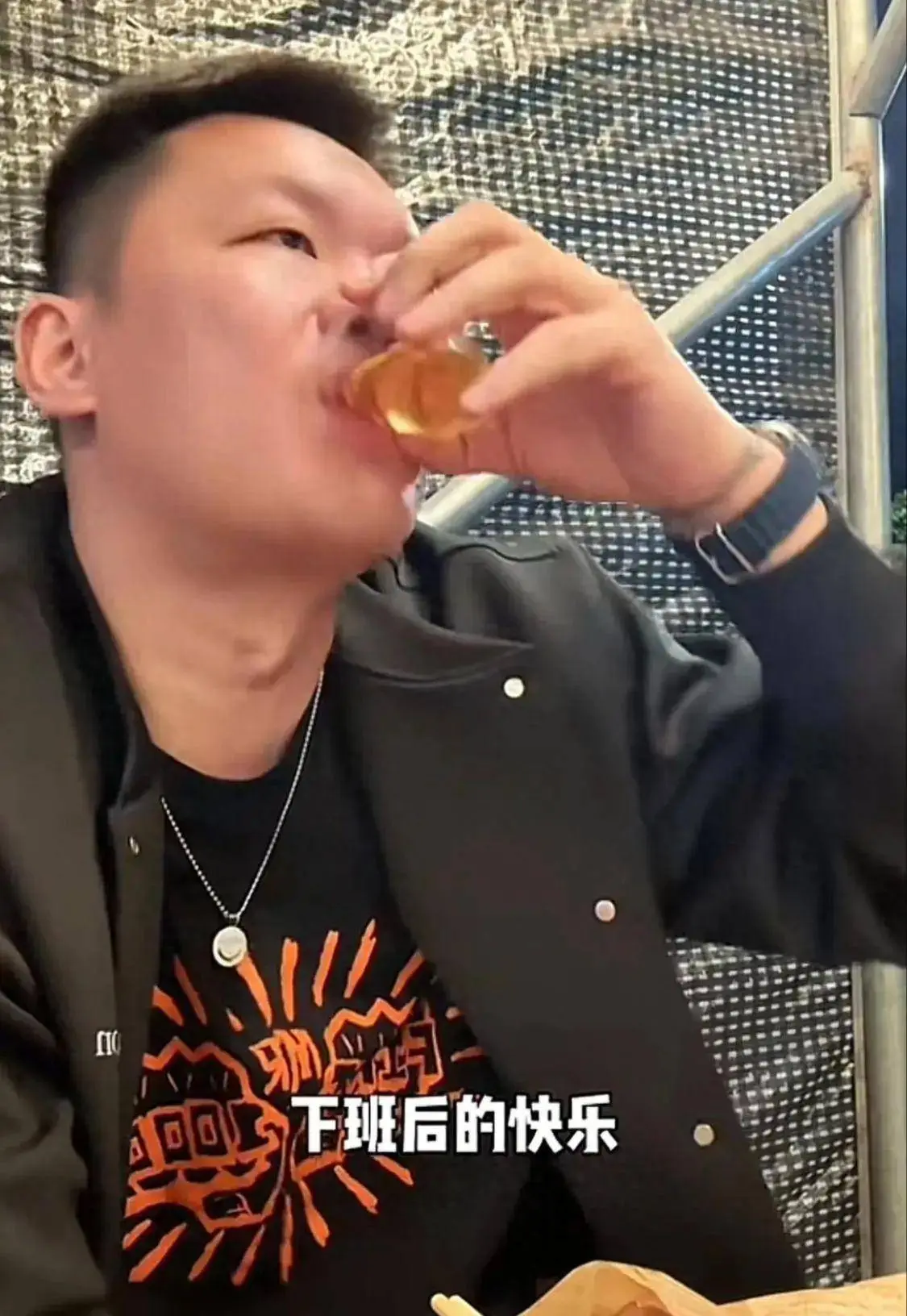 朱芳雨还快乐吗？广东男篮大厦将倾，3大内线或离队，主控深陷丑闻