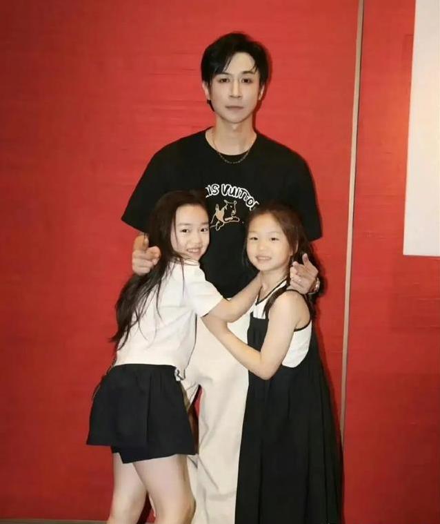 董璇二婚甜蜜开局，女儿老公难平衡，经济差距让爱尴尬