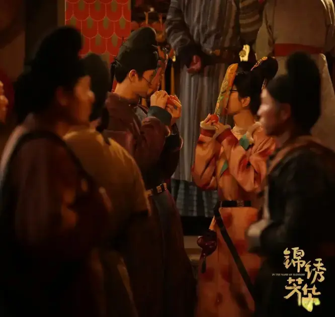 杨紫和李现都带不火第二季的锦绣芳华~剧情真是拖沓