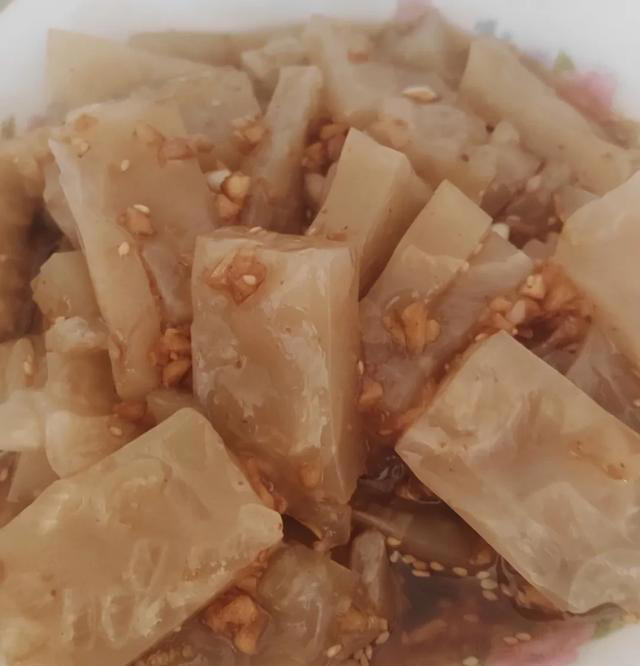 每日一菜——洋葱火腿鸡蛋炒米饭，从早炒到晚，过程好曲折
