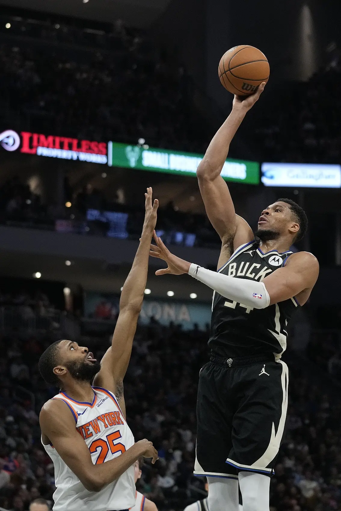 NBA文艺复兴🧑‍🎨阿赞SGA引领中投新潮流 杜詹獭兔上榜😎