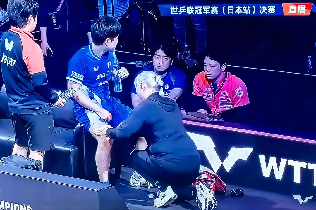 张本智和张本美和兄妹感情好，日媒：哥哥夺冠，妹妹立马送上祝福