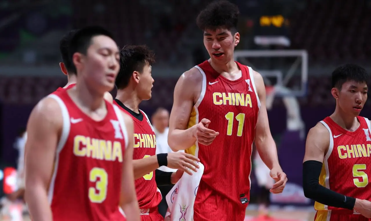 33分大胜，中国男篮对手已定！CCTV5直播，防好这2人是关键