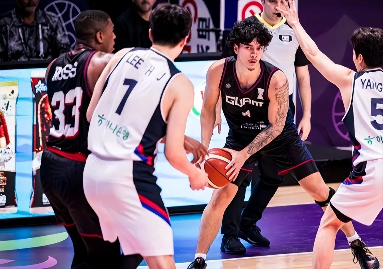 33分惨败！男篮亚洲杯8强决出7席：中韩大战将上演 郭士强面临抉择