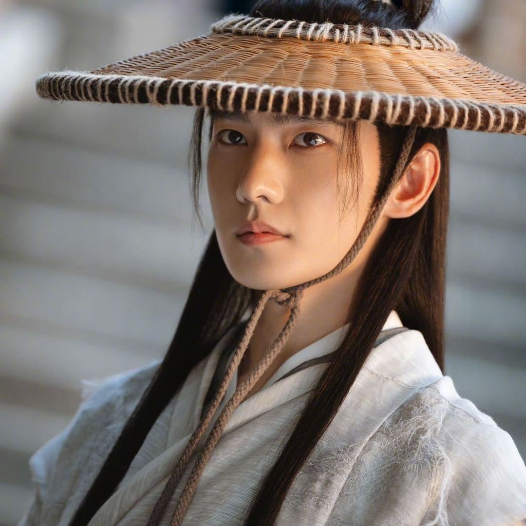 热搜第一！为新戏减重20斤，杨洋回应“消失两年”否认停工：大家不喜欢我我就少出现