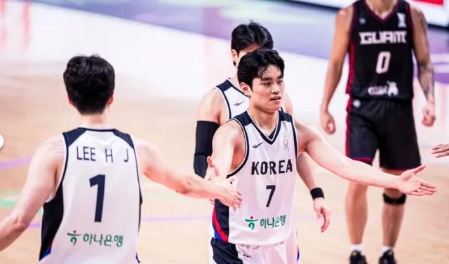 38中8！韩国队三分大崩盘，可郭士强却高兴不起来，最新战术曝光