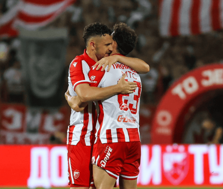 欧冠资格赛综述：哥本哈根横扫马尔默；流浪者落败仍晋级