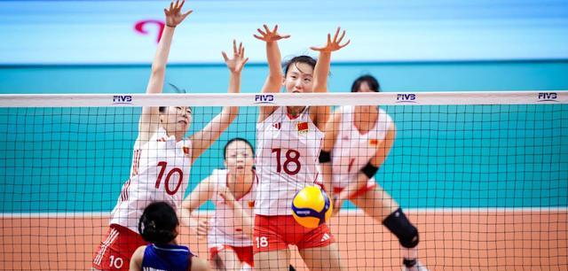 U21女排世锦赛：中国女排3-0横扫泰国队，晋级八强，李晨瑄砍15分