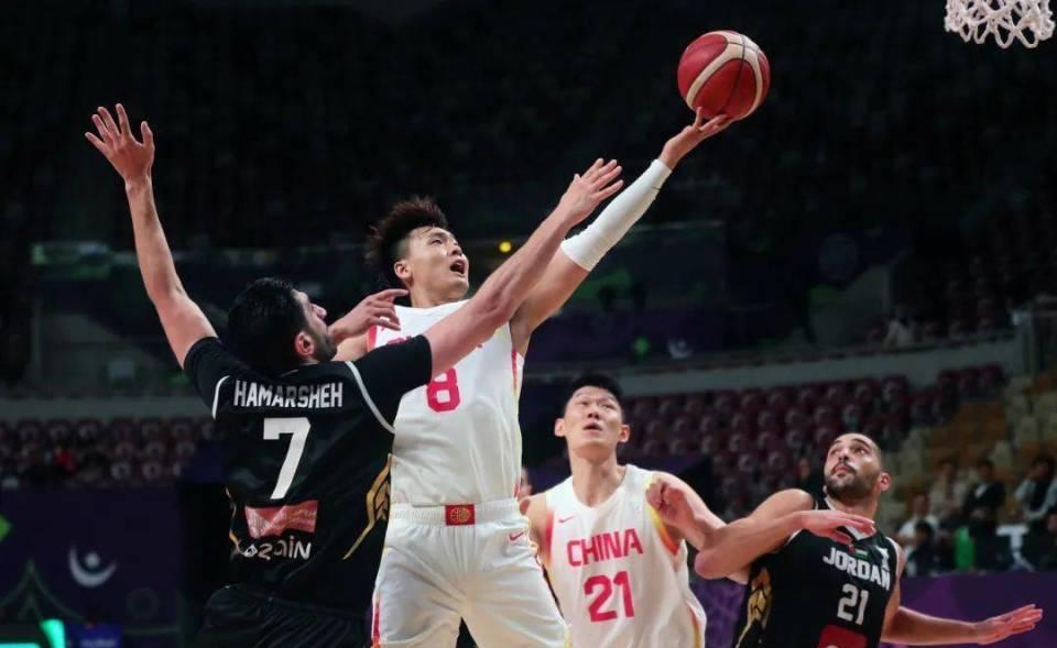 央5直播中国男篮VS韩国，日本输球给郭士强启示，第21次交手谁能赢