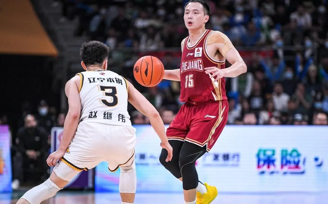 浙江男篮拒绝放人！王奕博加盟青岛男篮受阻，中国篮协或出面调解