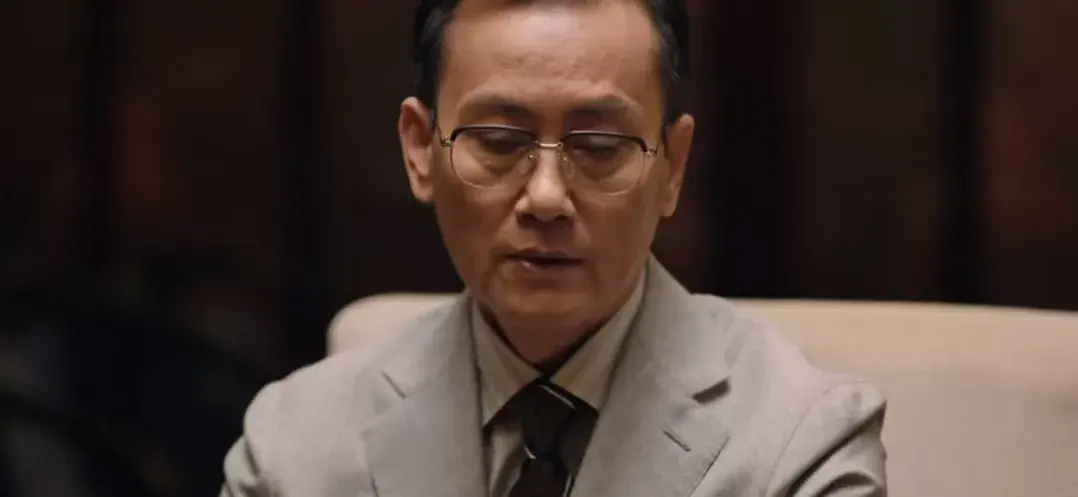 《利剑玫瑰》大结局：吴斌只是工具人！成功洗白的叶修明，才是大赢家