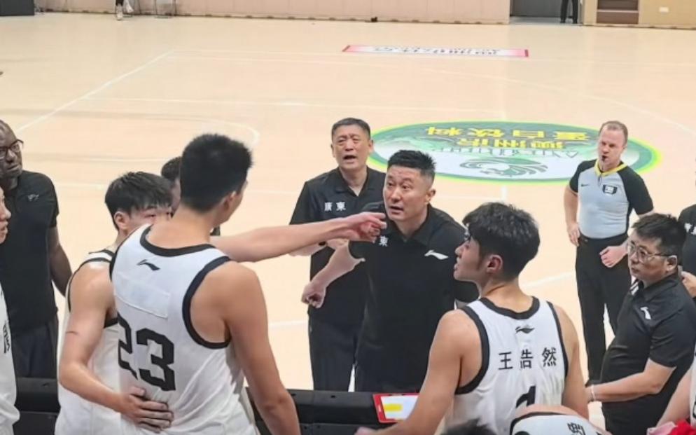 徐昕向广东男篮申请交易！多支球队渴望引进，杜锋怒吼成导火索？