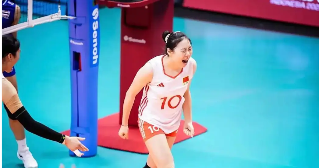 三喜临门！中国女排添全能战士，19岁新星脱颖而出，赵勇有新选择