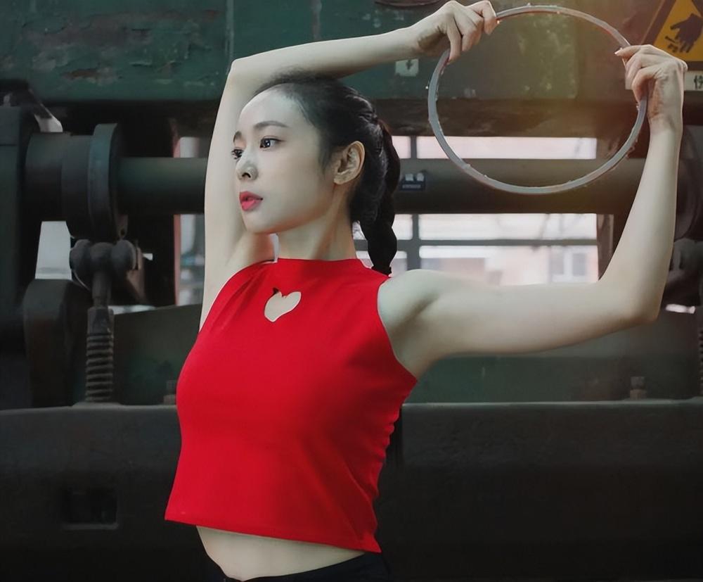 û�뵽���2���38��ĸ�Ҷ���ٴ��ö�������׺������Ŀ�࿴