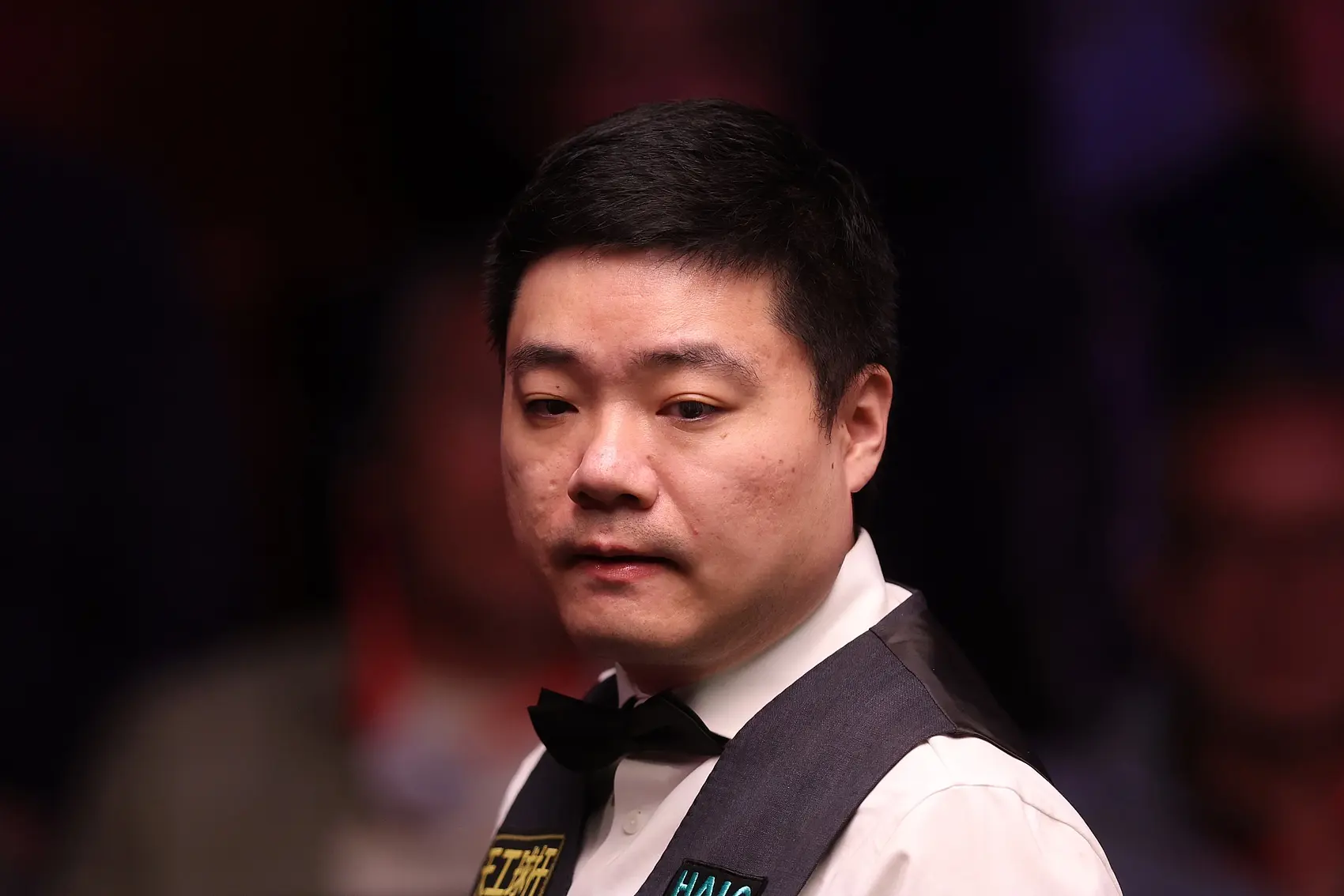 沙特大师赛最新战报：2位中国top16都出局了，丁俊晖5-6霍金斯