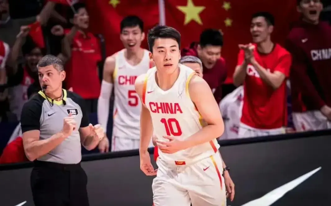 男篮亚洲杯：中国vs韩国，韩教练：我们叫自己饿狼要全力跨越长城