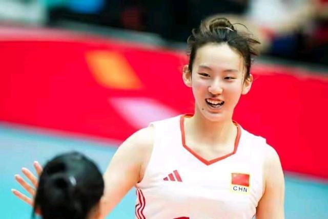 中国U21女排3-0击败泰国迎6连胜 李晨瑄单兰沣等球员表现出色