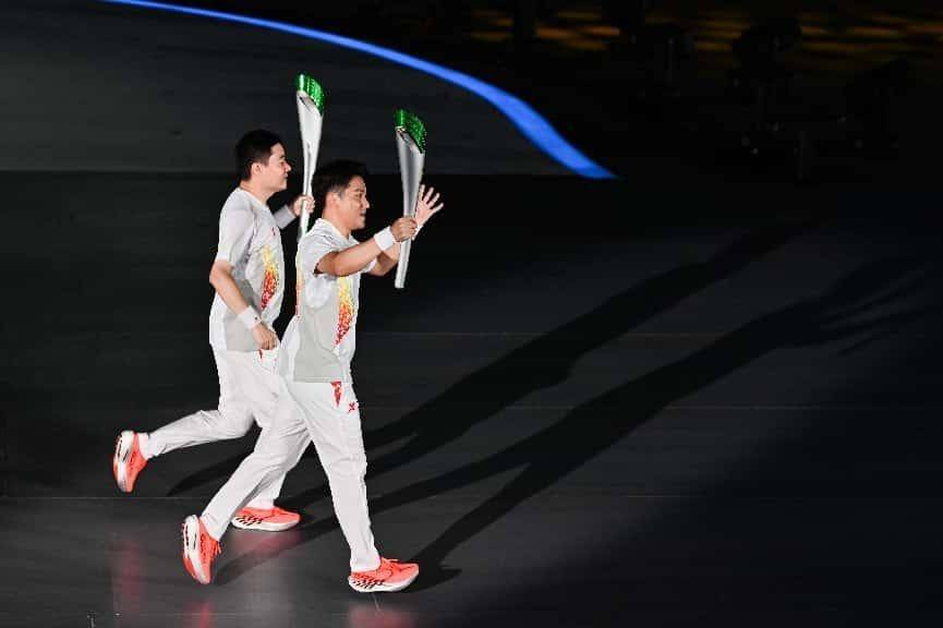 国货运动品牌纷纷亮相世运会，与国际赛事深度绑定成品牌国际化重要路径｜新经济观察
