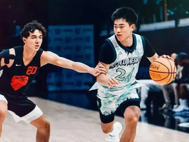王俊杰为留洋球员正名！男篮1号位人手欠缺，郭士强敢重用此人吗