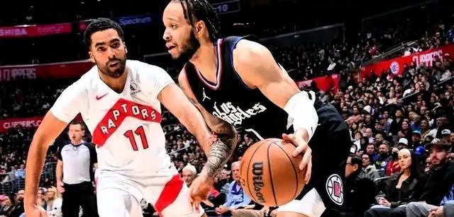 前NBA快船前锋科菲加盟雄鹿：上赛季场均9.7分+2.2板&三分球41%