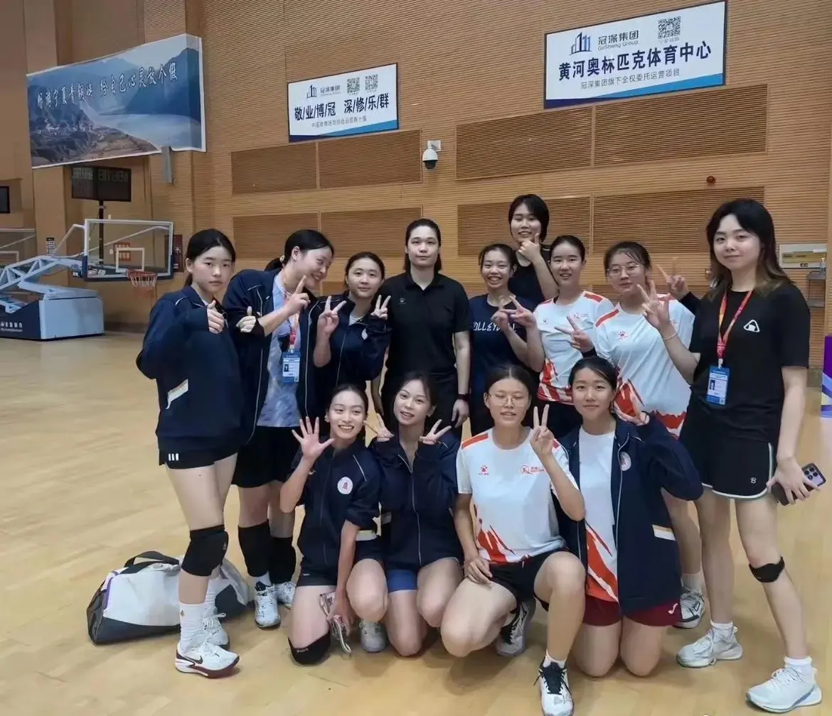 奥运冠军林莉近况，大学任教，升职副教授，33岁未婚越来越漂亮了