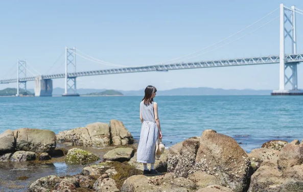 发现一个奇怪的现象：夫妻之间凡是感情不和的，大都“五感不通”