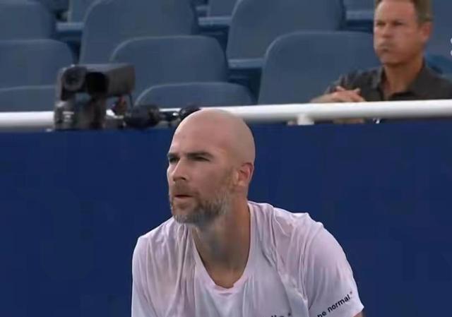ATP1000辛辛那提大师赛男单1／4决赛阿特马纳2-0击败世界第9辛纳