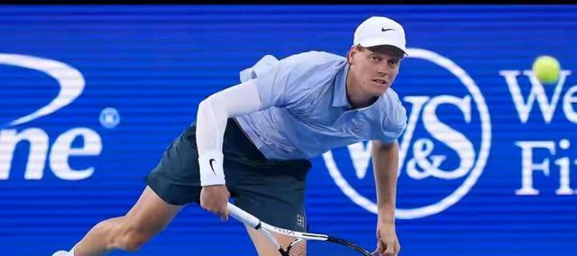 ATP1000辛辛那提大师赛男单1／4决赛阿特马纳2-0击败世界第9辛纳