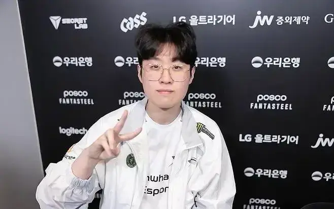 Zeus：连续失利会让人既愤怒又沮丧，队伍表现还有不足