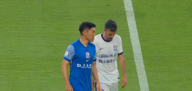 CCTV16直播，申花核心停赛，朱辰杰盯住王钰栋，浙江三叉戟玩对攻