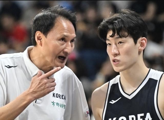 不敌中国男篮！韩国主帅安俊浩赛后发言可怕，清醒，还有自己打算