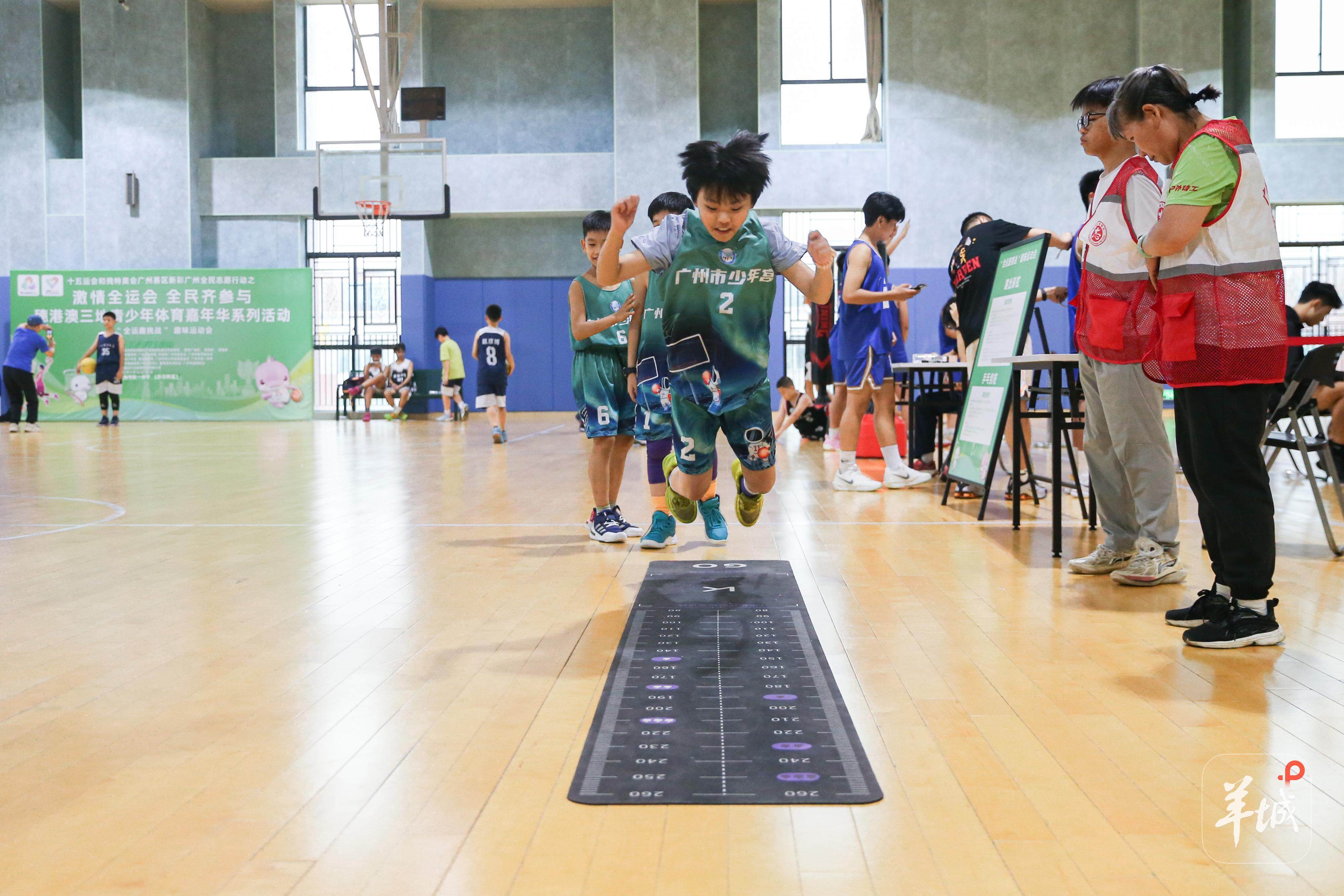 图集 | 穗港澳少年组队“上分“！以球会友迎全运