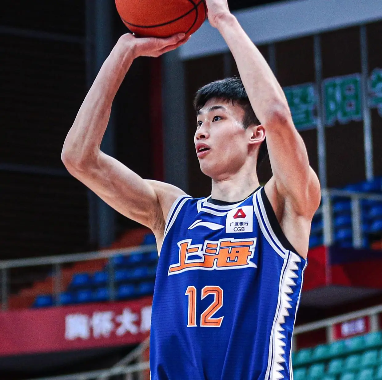 200万起？辽篮中锋签5年，上海将戴昊租给宁波，CBA探花加入北控