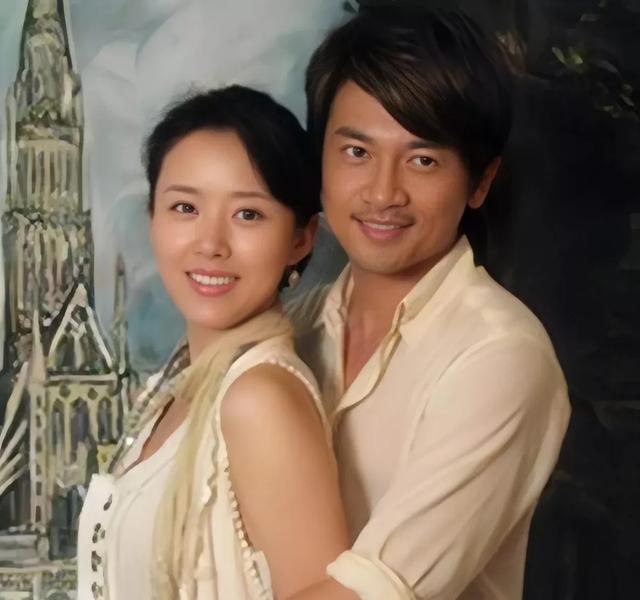 苏有朋老婆长相曝光！颜值能与林心如媲美，真是没进娱乐圈可惜了