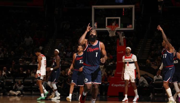 拒绝退役，加盟快船！哈登领衔NBA老年五巨头，球迷泪目了