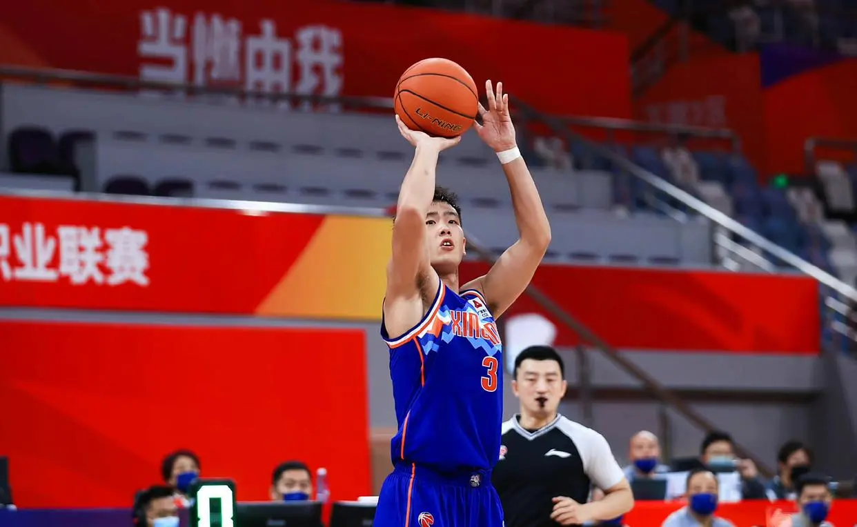 200万起？辽篮中锋签5年，上海将戴昊租给宁波，CBA探花加入北控