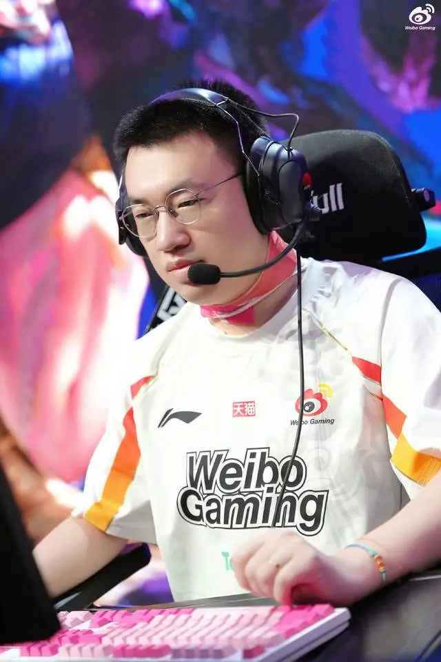 IG对战WBG，IG或轻松取胜，Scout迎来证明之战对线香克斯