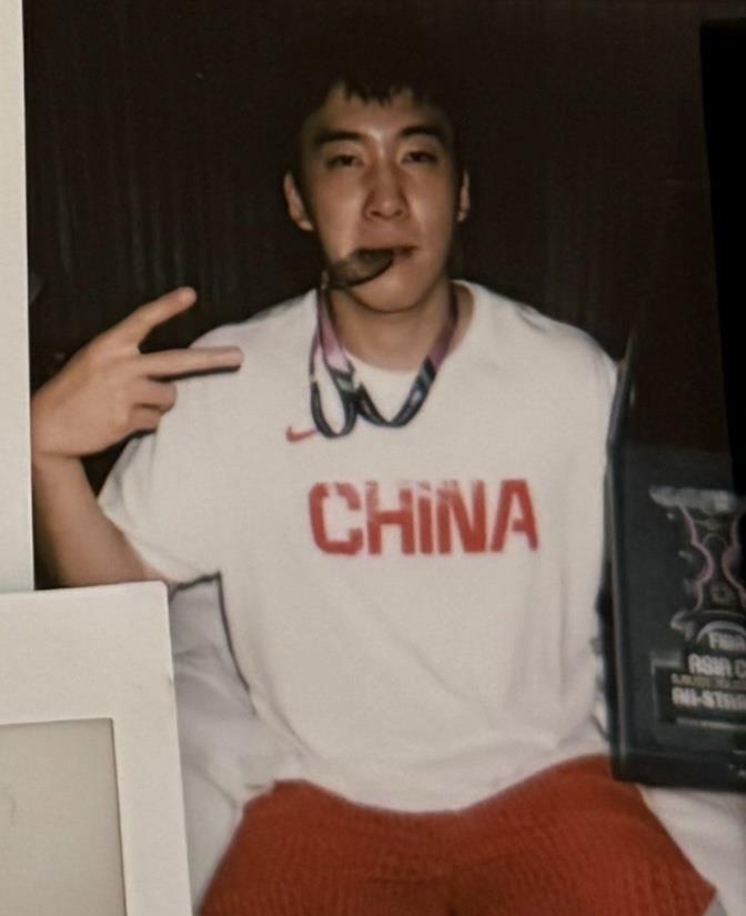 王俊杰定位在贵州，“最强暑期工”粉丝数飙升，关注了3名队友
