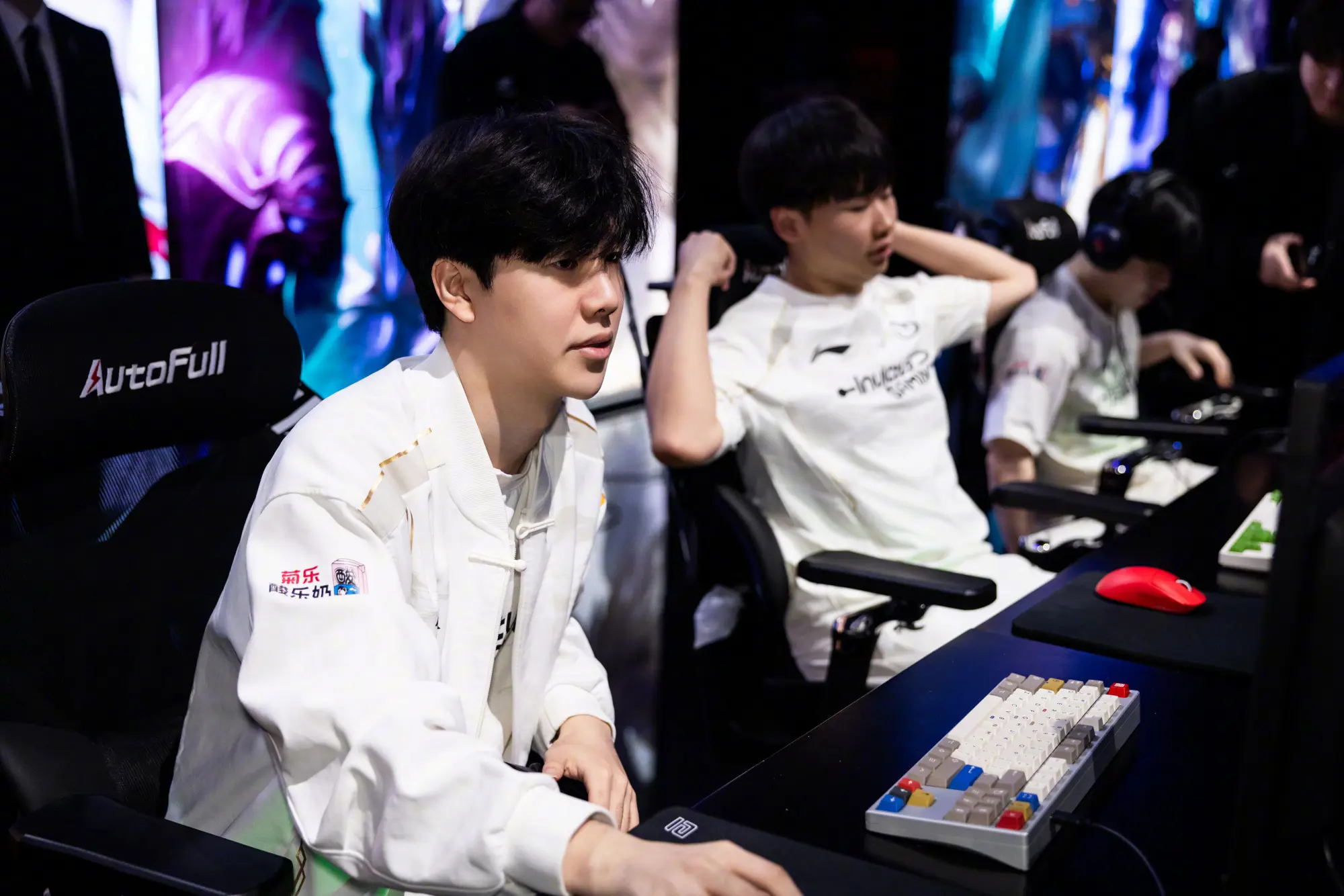 IG2-0横扫FPX，完成复仇！theshy兰博1V2杀2人，Care艾克效果不佳