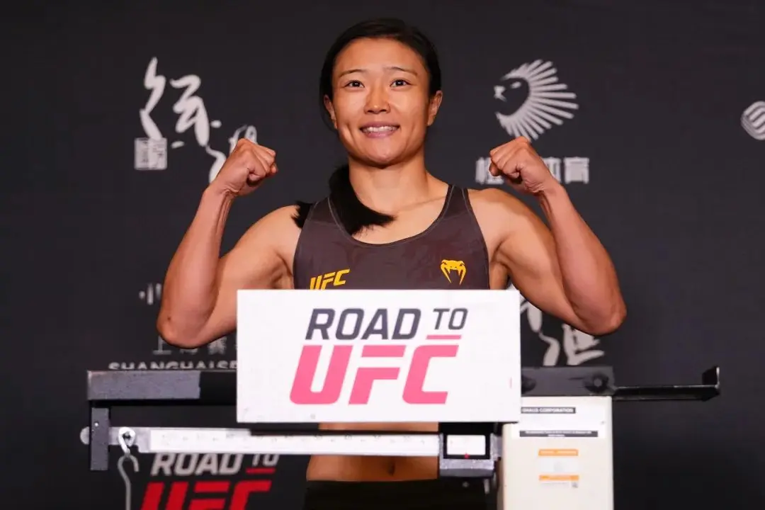 刚刚！“格斗中医”石铭UFC首秀告负！