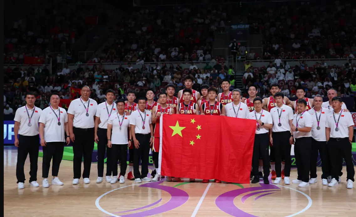 CBA就别惦记了？王俊杰坚持逐梦，戳穿多少混子球员的真实面目