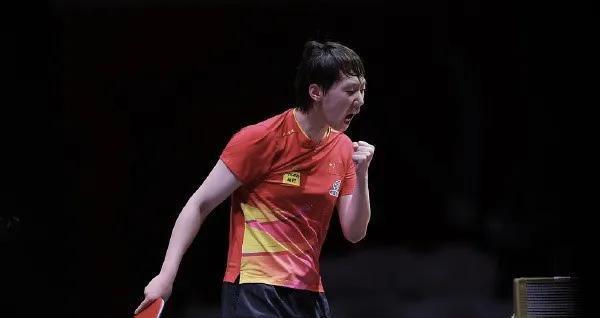 瑞典大满贯，女单四强定三席，石洵瑶4：0横扫，中国争取包揽四强
